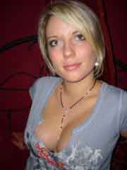 rich female looking for men in Carlyle, Illinois