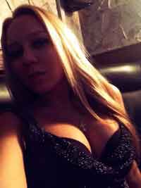 romantic female looking for guy in Mountain City, Tennessee