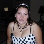 romantic lady looking for guy in Romeo, Michigan
