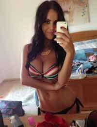 romantic lady looking for guy in Huttonsville, West Virginia